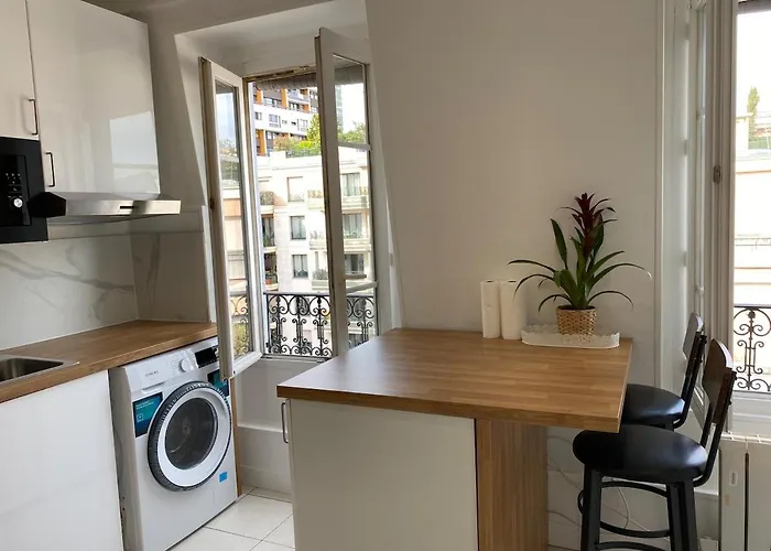Διαμέρισμα Superb With Eiffel Tower View *