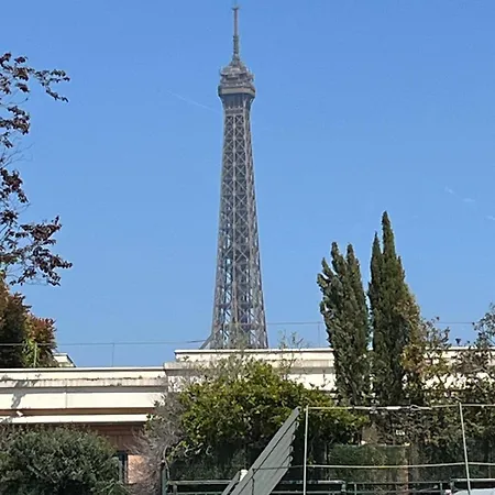 Superb With Eiffel Tower View Lägenhet *
