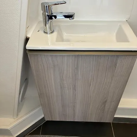 Superb With Eiffel Tower View * París
