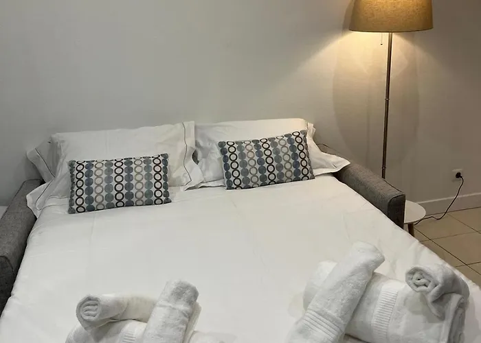 Superb With Eiffel Tower View